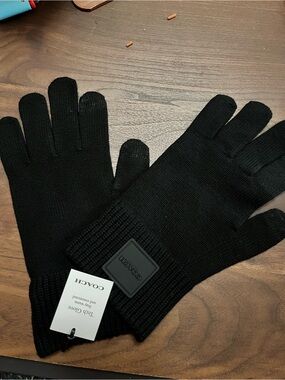 Coach Black Knit Touchscreen Gloves